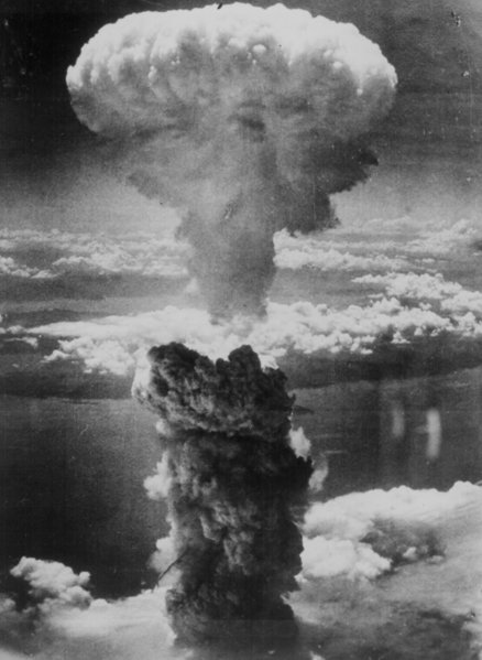 Datei:438px-Nagasakibomb.jpg