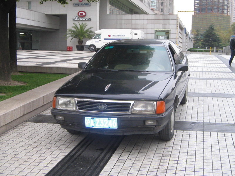Datei:Audi 100 C3-China.jpg