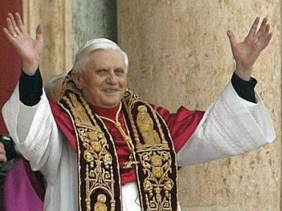 Datei:Papst Benedikt XVI.jpg