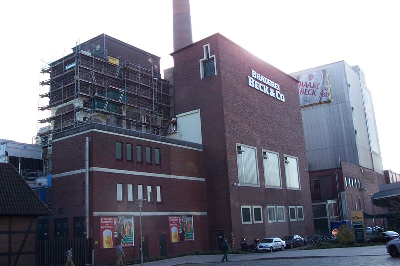 Datei:800px-Bremen-Becks Brewery.jpg