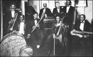 Handy's Memphis Orchestra 1918.jpg