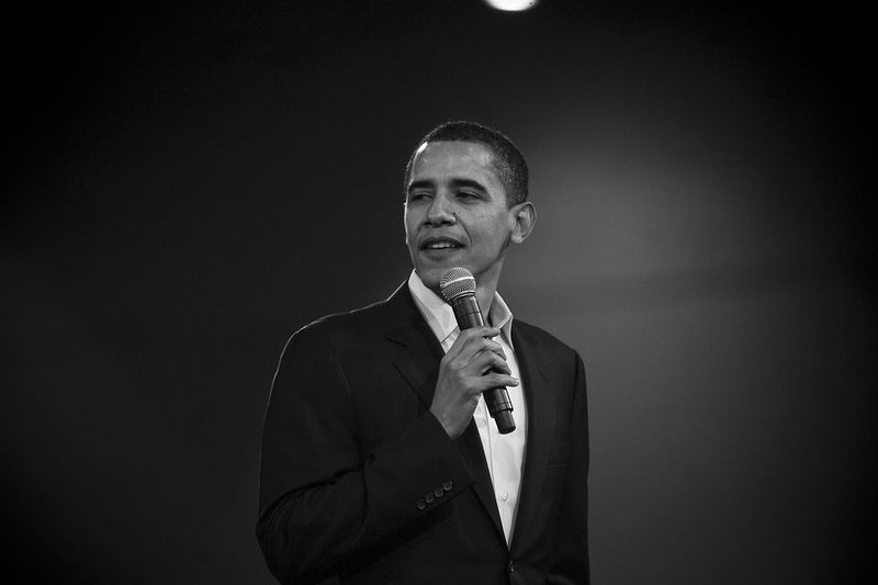 Datei:Obama Singing.jpg