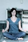 Frau und Kuehlschrank.jpg