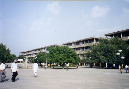 File:WFAasi India-Centre Ville-02.jpg