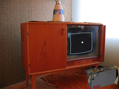 File:Atari 1300 tv.jpg