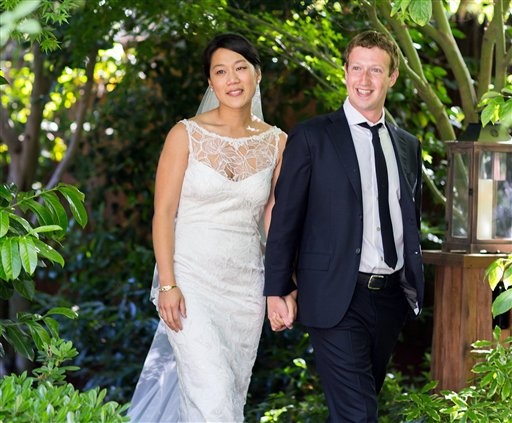 File:Mark Zuckerberg marriage.jpg