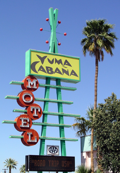 File:Yuma motel.jpg