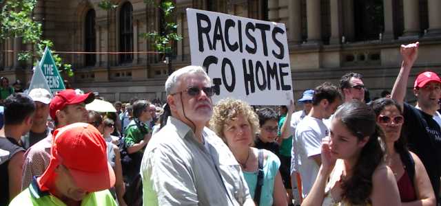 File:Anti-racist-rally-Sydney-2005-Dec-18-small.jpeg
