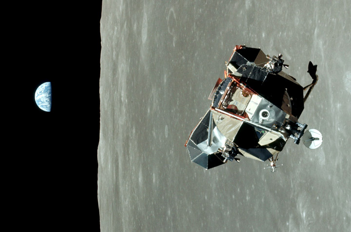 File:Apollo-15.jpg