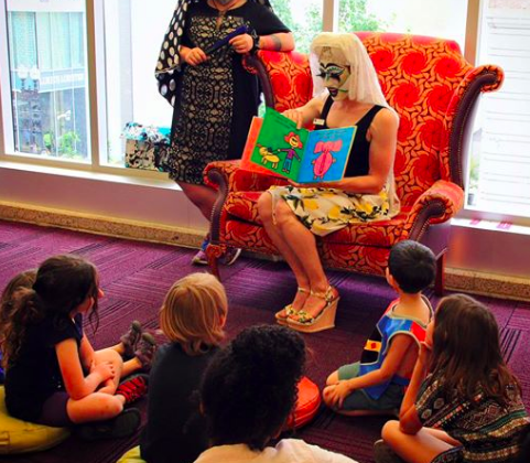File:Drag Queen in libraries.png