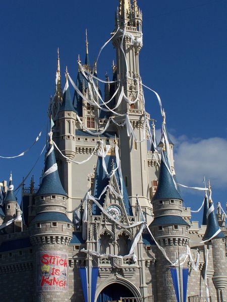File:Stitch at Walt Disney World.jpg
