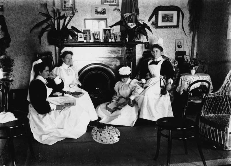 File:Victorian sitting room.jpg