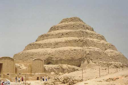 File:Djoser-pyramid-1.jpg