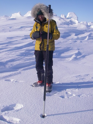 File:Arctic Explorer.jpg