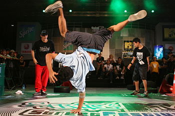 File:350px-Thai Breakdancers.jpg