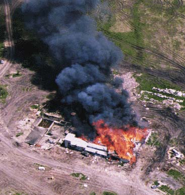 File:Waco burning.jpg
