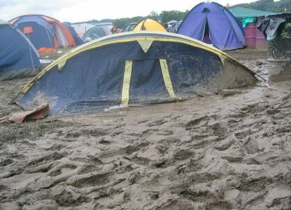 File:Muddy tent.jpg