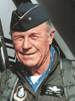File:Chuckyeager.jpg