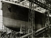 File:Titanic Under Construction.jpg