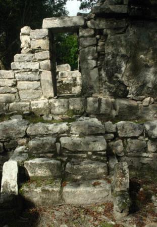 File:Xelha Mayan Doorway.jpg
