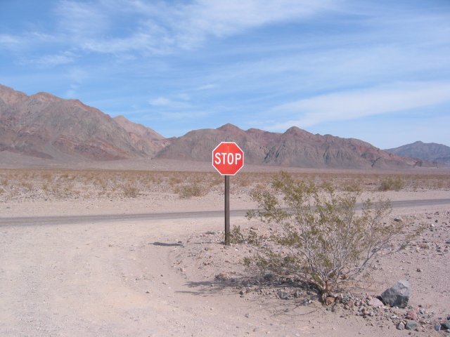 File:Middle of nowhere.jpg
