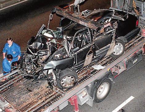 File:Diana car crash.jpg