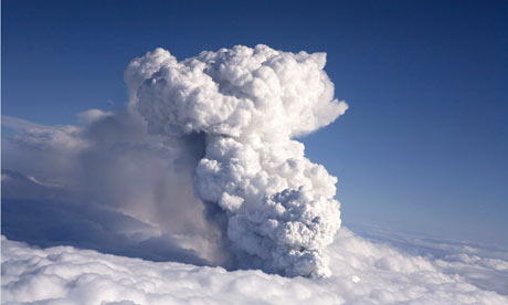 File:Eyjafjallajokull volcano.jpg