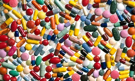 File:Lots-of-different-pills-006.jpg