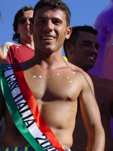 File:Mr Gay Italy.jpg
