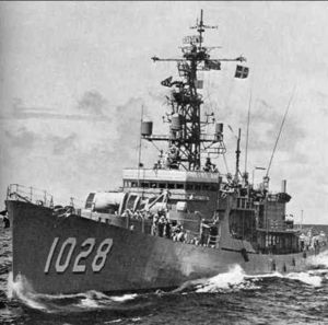 File:USS Van Voorhis 1028.jpg
