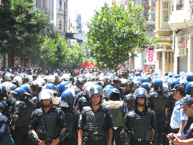 File:Istanbulpolice.jpg