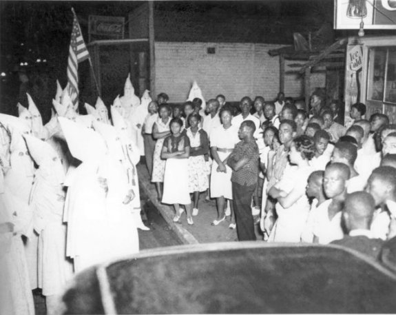 File:Klan confrontation.jpg