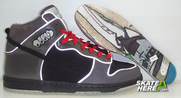 File:Nike-sb-dunk-mf-doom-1.jpg