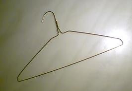 File:Wire coat hanger.jpg