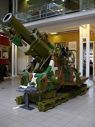 BL 9.2 inch Howitzer Mother IWM 3 April 2008.jpg