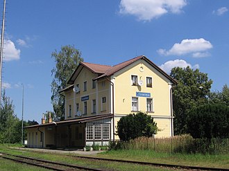 Tyn nad Vltavou train station 2018 11.jpg