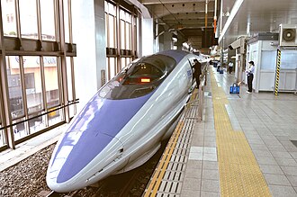 Bullet Train Shinkansen DSC 3348 (6246388090).jpg