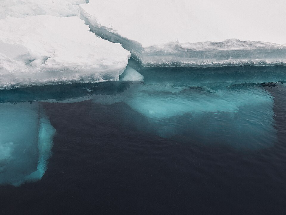 960px-Rafted_sea_ice.jpg