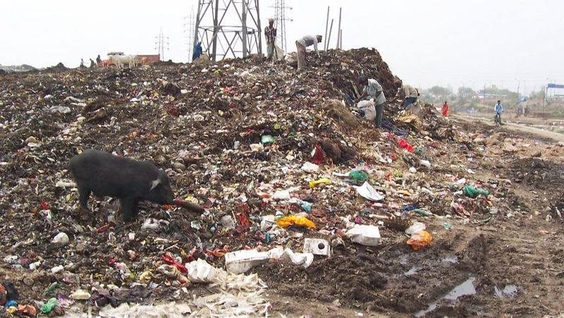 File:Delhi-wastedump.jpg