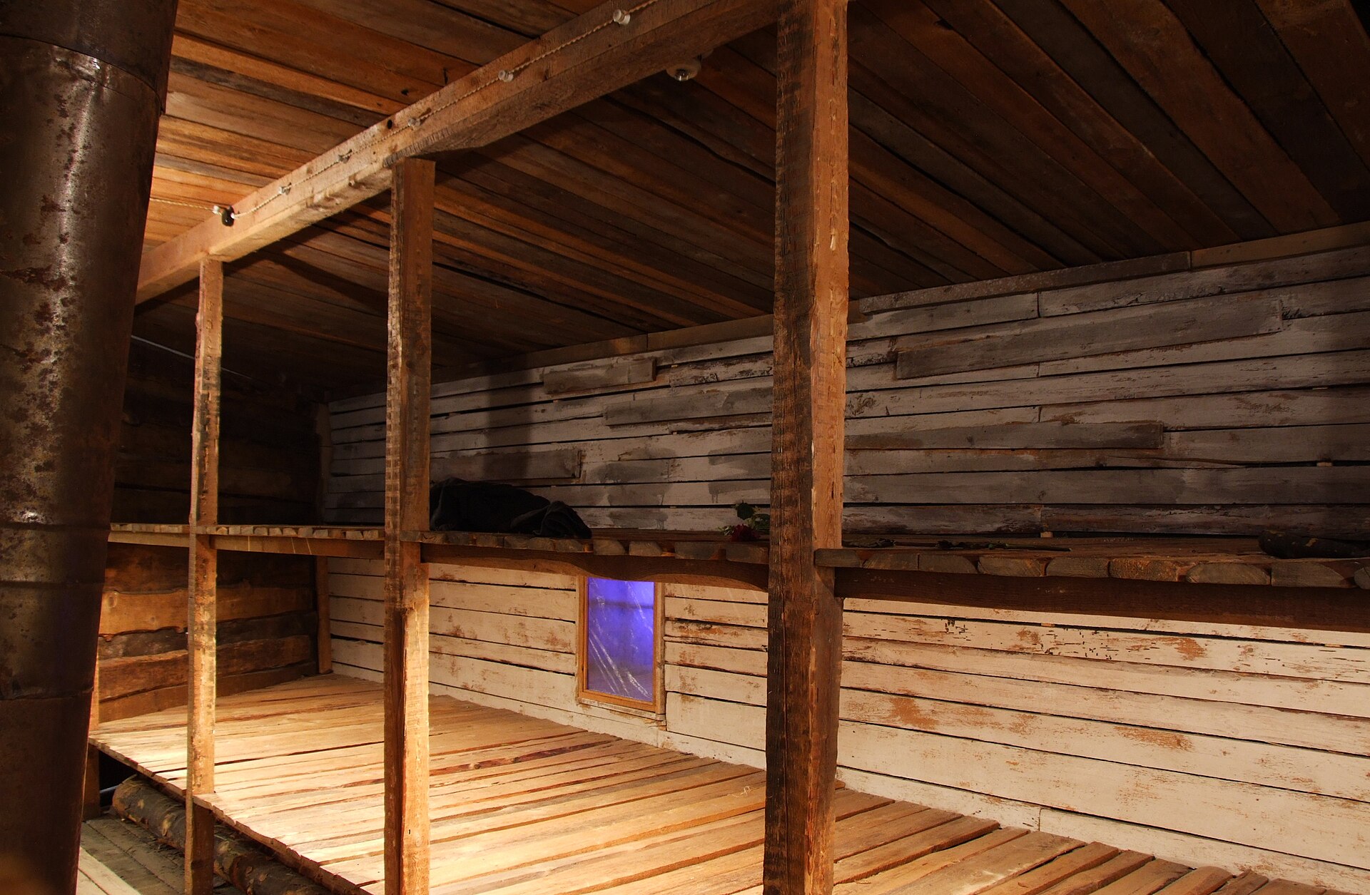 Shack from Gulag - Museum of the Occupation of Latvia (2 photo).JPG