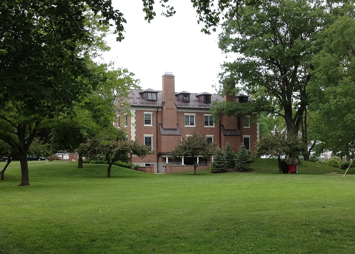 FileLipton House, Amherst College.jpg Uncyclopedia, the contentfree encyclopedia