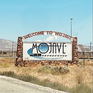 Welcome to Mojave California sign.jpg