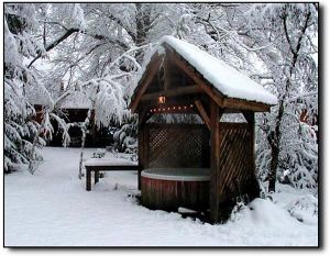 Winter hottub.jpg