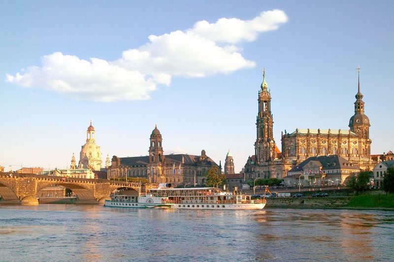 File:Dresden.jpg