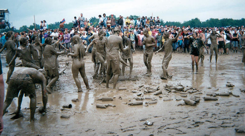 File:Woodstock69Mud.jpg