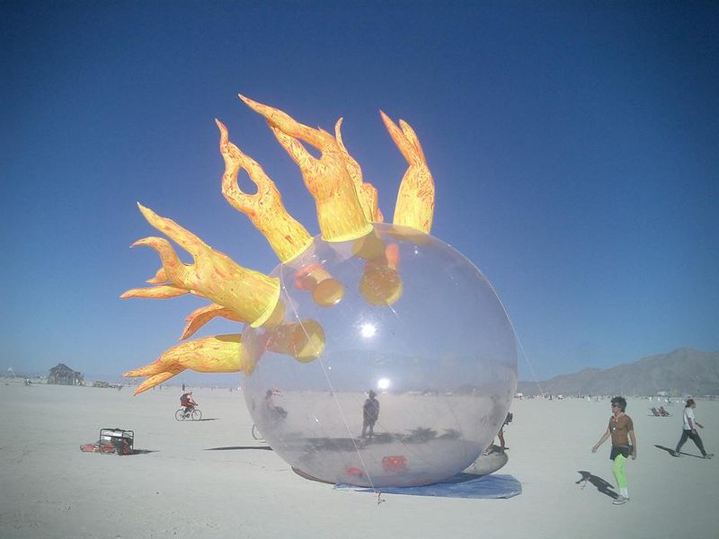 File:Bubble on Beach.jpg