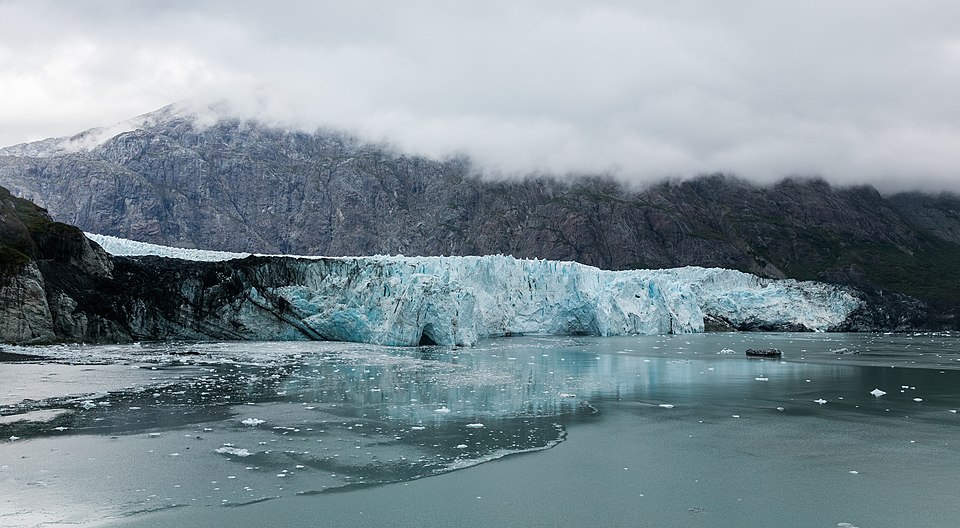 960px-Glaciar_Margerie,_Parque_Nacional_Bahía_del_Glaciar,_Alaska,_Estados_Unidos,_2017-08-19,_DD_33.jpg