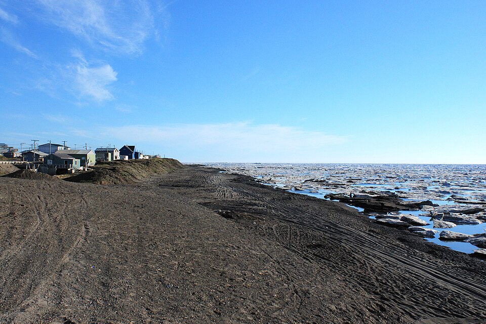 960px-Arctic_Shore_at_Barrow_Alaska.jpg
