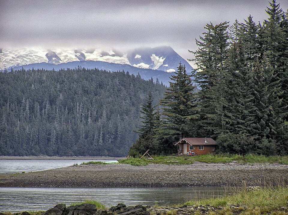960px-Alaska_State_St_James_Bay_Cabin_21.jpg