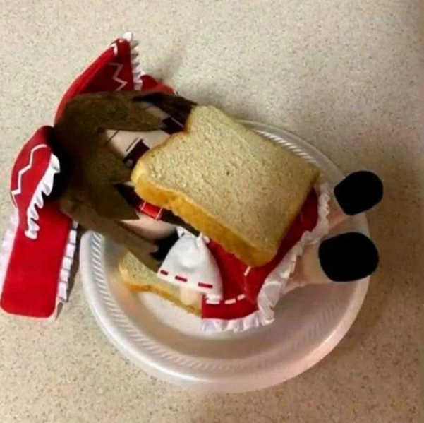 File:Reimu sandwich untoasted.png